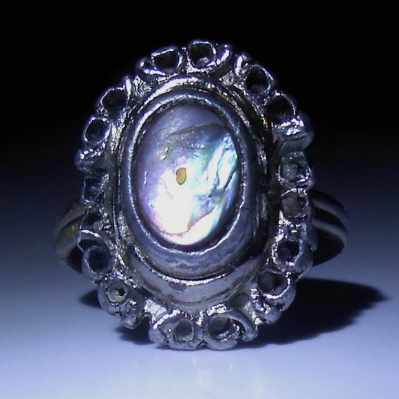 Hand Crafted Jewelry - Hand Crafted Vintage Pewter and Abalone Ring